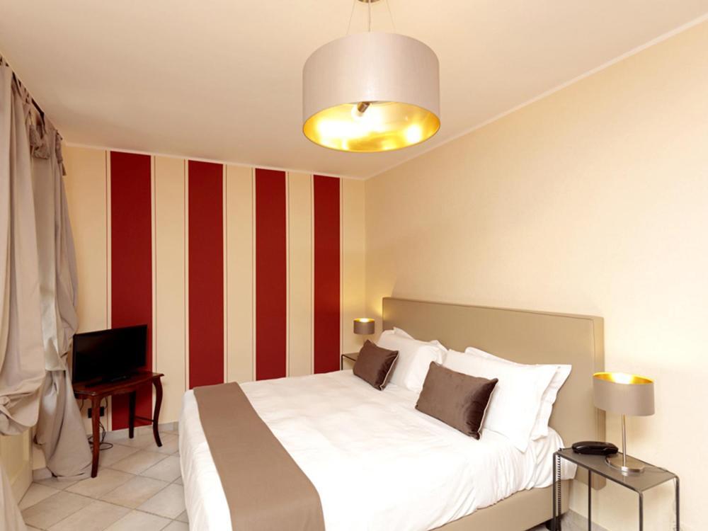 Relais Juliette Hotel La Morra Buitenkant foto