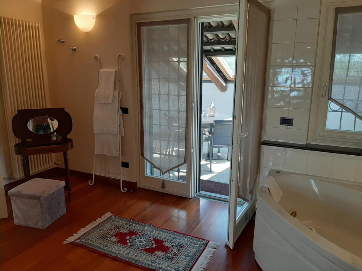 Relais Juliette Hotel La Morra Buitenkant foto