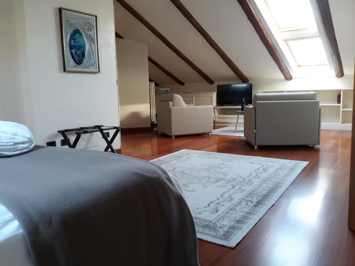 Relais Juliette Hotel La Morra Buitenkant foto